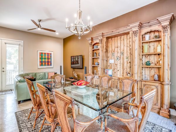 St. Augustine Home 1028138
