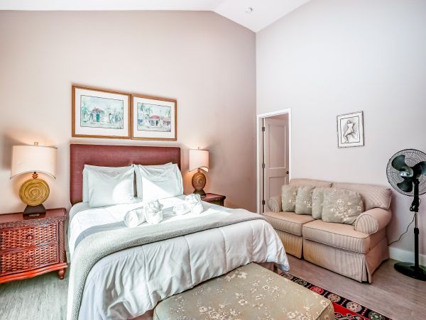 St. Augustine Home 1028138