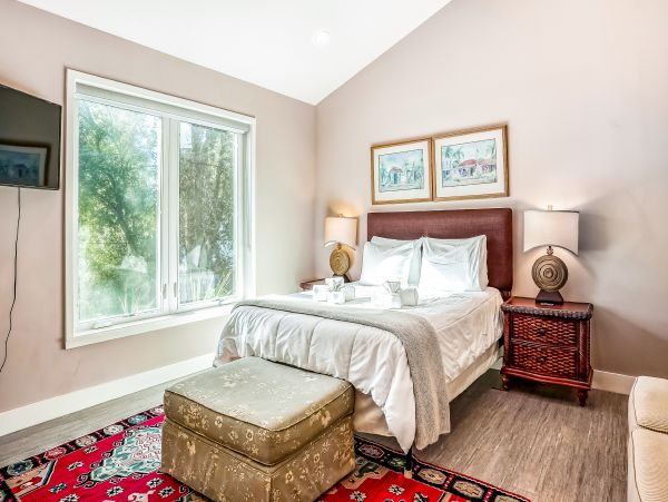 St. Augustine Home 1028138
