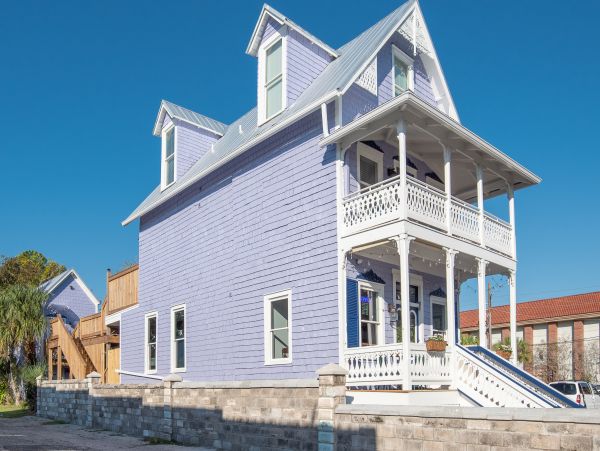 St. Augustine Home 1028140