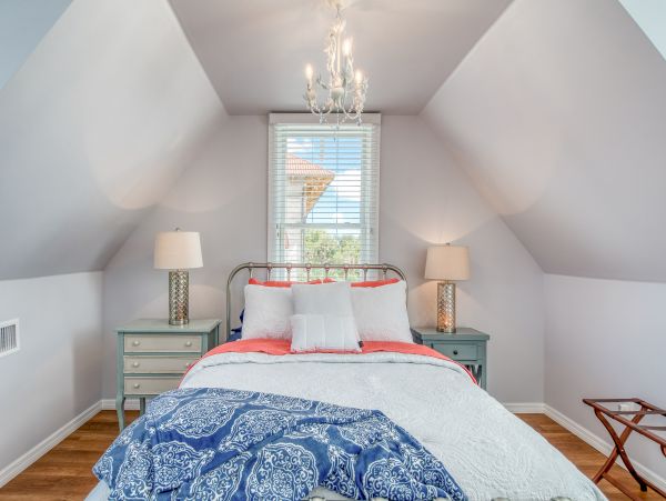 St. Augustine Home 1028142
