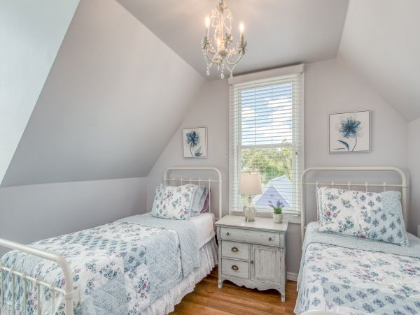 St. Augustine Home 1028142