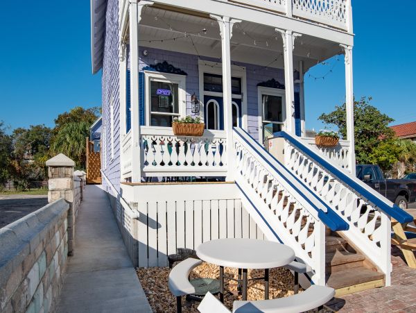 St. Augustine Home 1028142