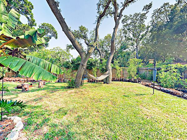 St. Augustine Home 1028145