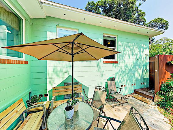 St. Augustine Home 1028145