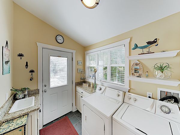 St. Augustine Home 1028146