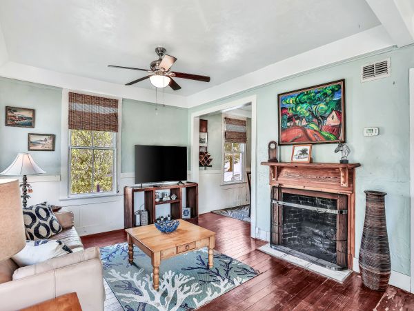 St. Augustine Home 1028148