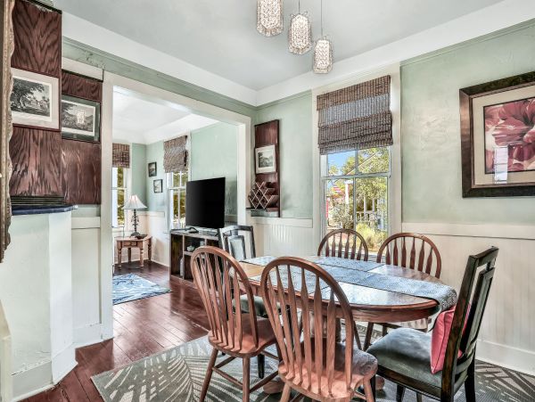 St. Augustine Home 1028148