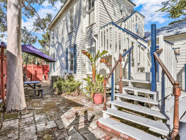St. Augustine Home 1028148