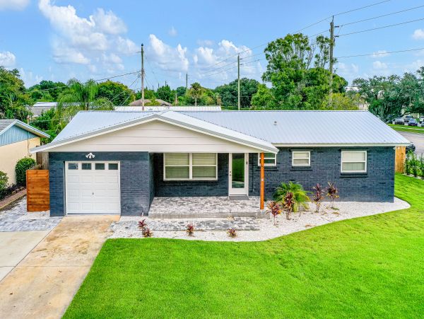 St. Augustine Home 1028149