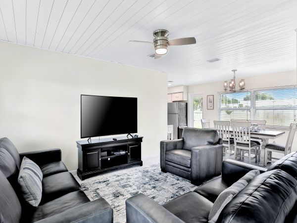 St. Augustine Home 1028149