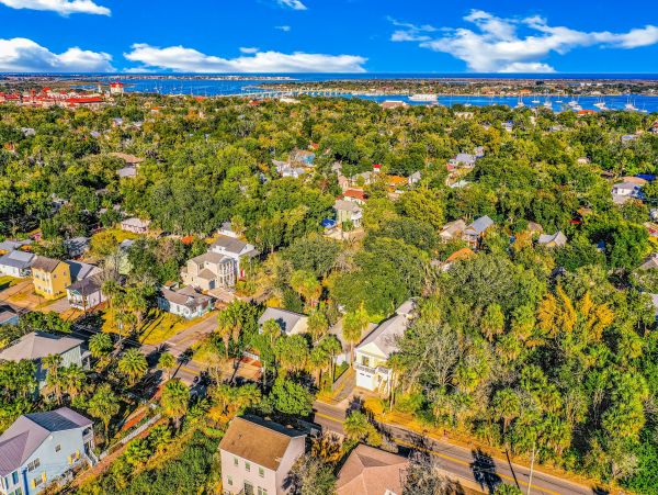 St. Augustine Home 1028150