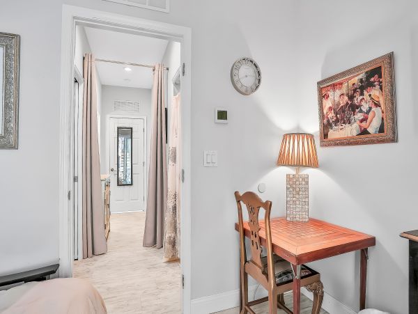 St. Augustine Home 1028150