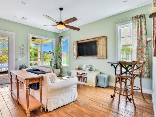 St. Augustine Home 1028151