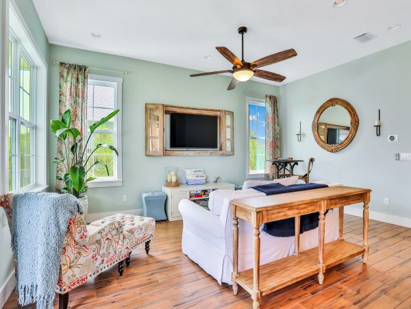 St. Augustine Home 1028151