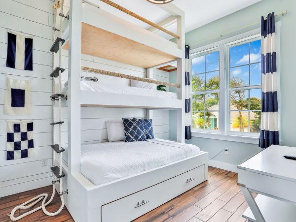 St. Augustine Home 1028151
