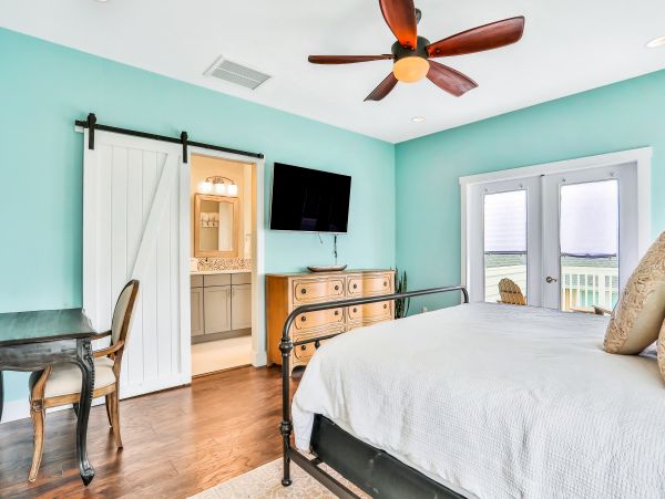 St. Augustine Home 1028151