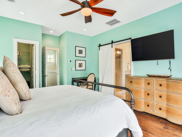 St. Augustine Home 1028151