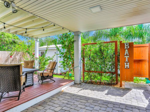 St. Augustine Home 1028151