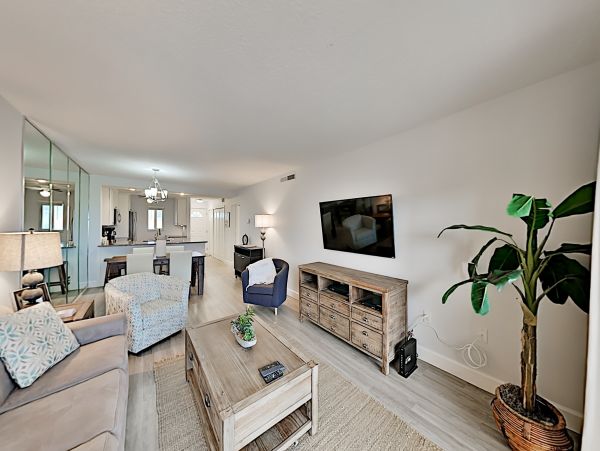 St. Augustine Home 1028152