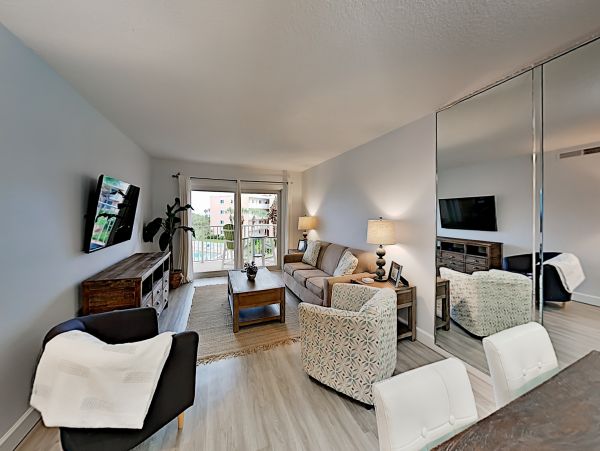 St. Augustine Home 1028152