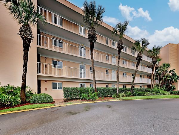 St. Augustine Home 1028152