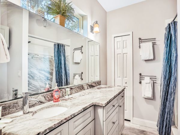 St. Augustine Home 1028153