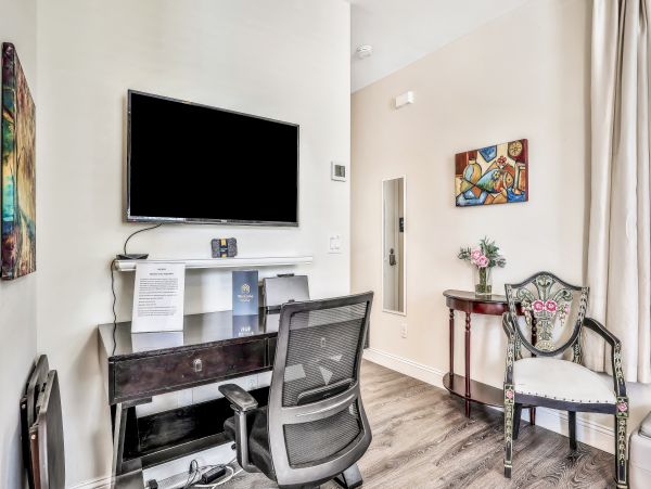 St. Augustine Home 1028154