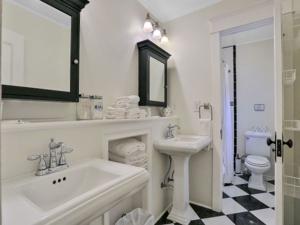 St. Augustine Home 1028155