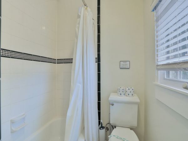 St. Augustine Home 1028155