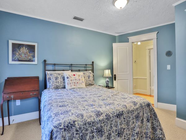 St. Augustine Home 1028155