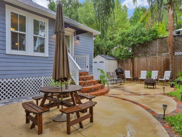 St. Augustine Home 1028155