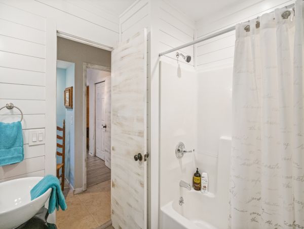 St. Augustine Home 1028157