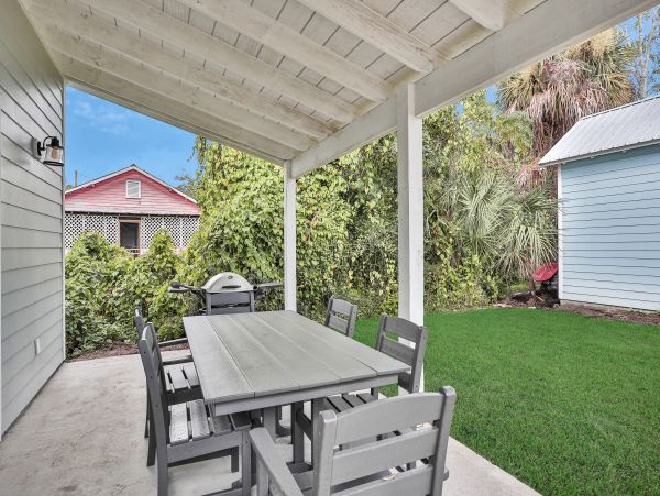 St. Augustine Home 1028158