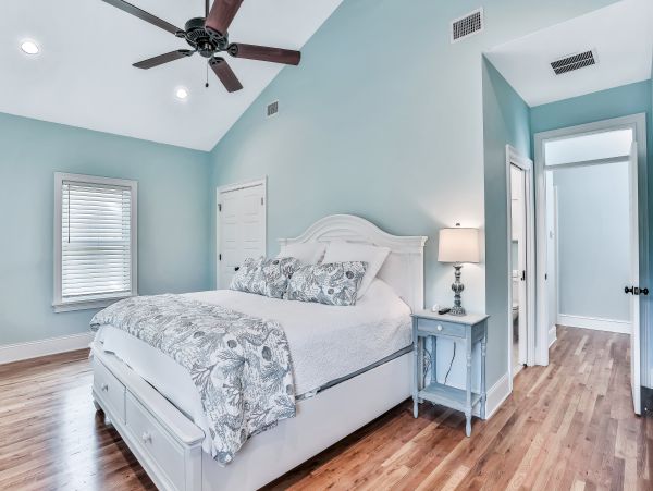 St. Augustine Home 1028158