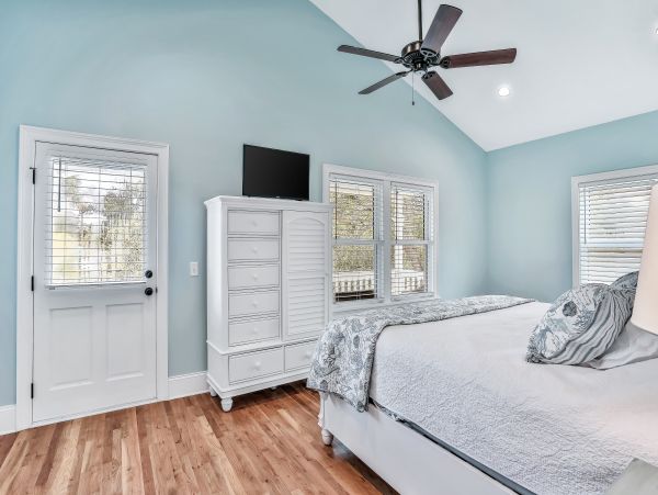 St. Augustine Home 1028158
