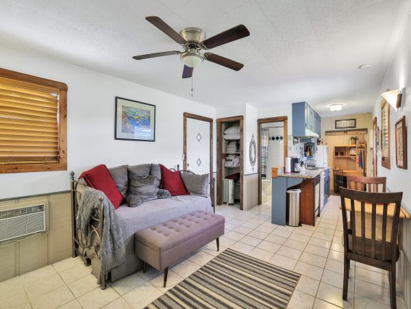 St. Augustine Home 1028159