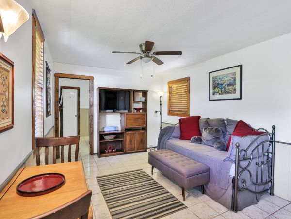 St. Augustine Home 1028159