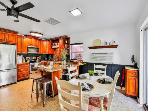 St. Augustine Home 1028160