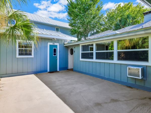 St. Augustine Home 1028160