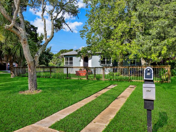 St. Augustine Home 1028160