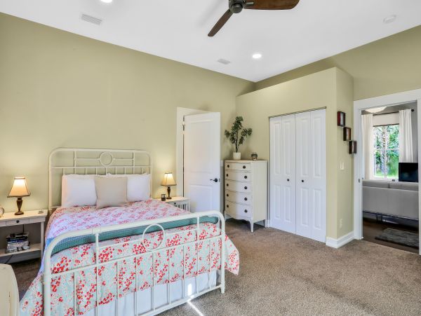 St. Augustine Home 1028161