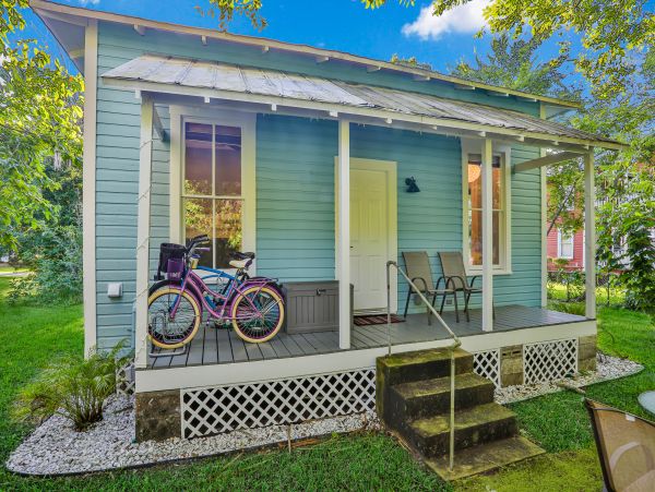 St. Augustine Home 1028161
