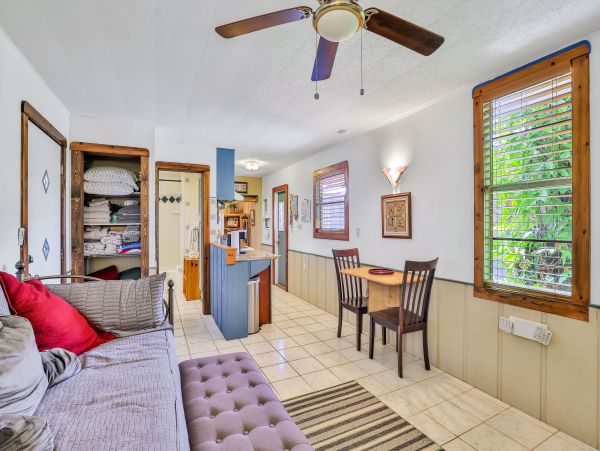 St. Augustine Home 1028162