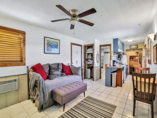 St. Augustine Home 1028162