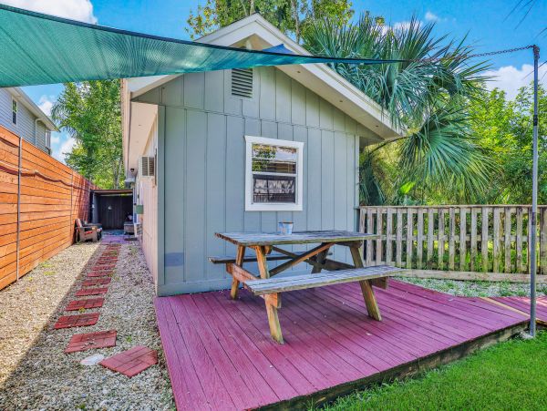 St. Augustine Home 1028162