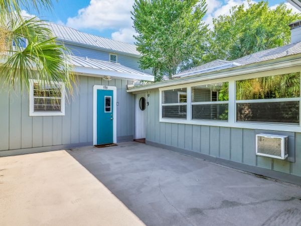 St. Augustine Home 1028162