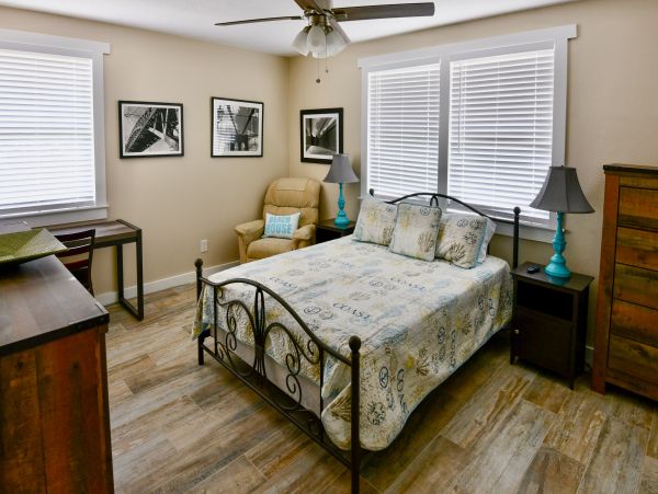 St. Augustine Home 1028166