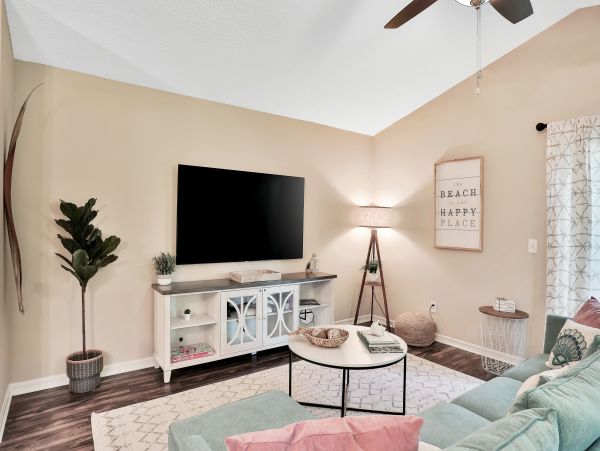 St. Augustine Home 1028169