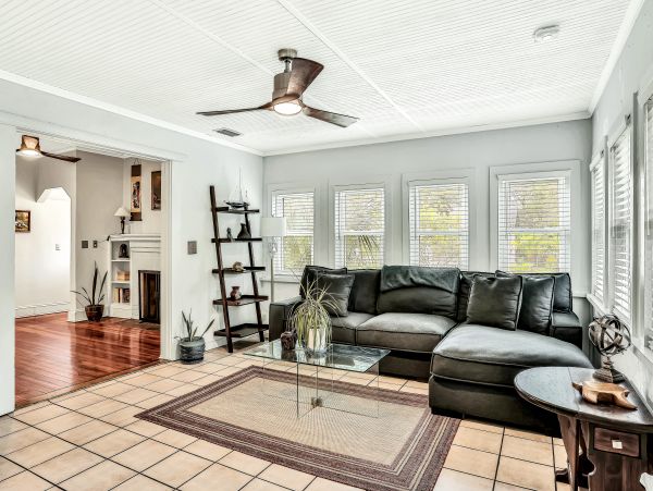 St. Augustine Home 1028170